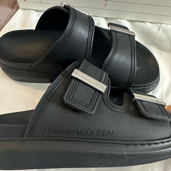 Alexander McQueen Oversized Slide Sandal (Women) 38 rubber black - Picture 5 of 11